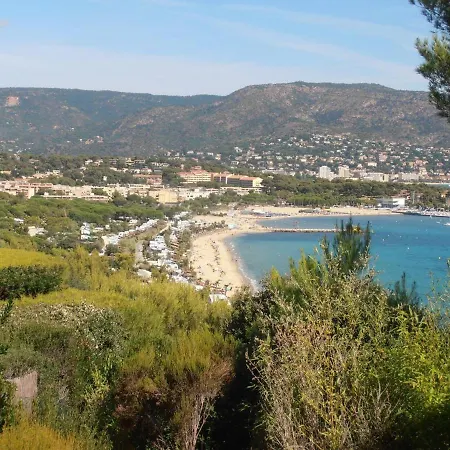 Bormes-les-mimosas, 3 Pièces, 4 Personnes - Fr-1-610-73 Appartement